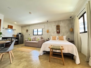 Comfort Apartment | Desk, free WiFi