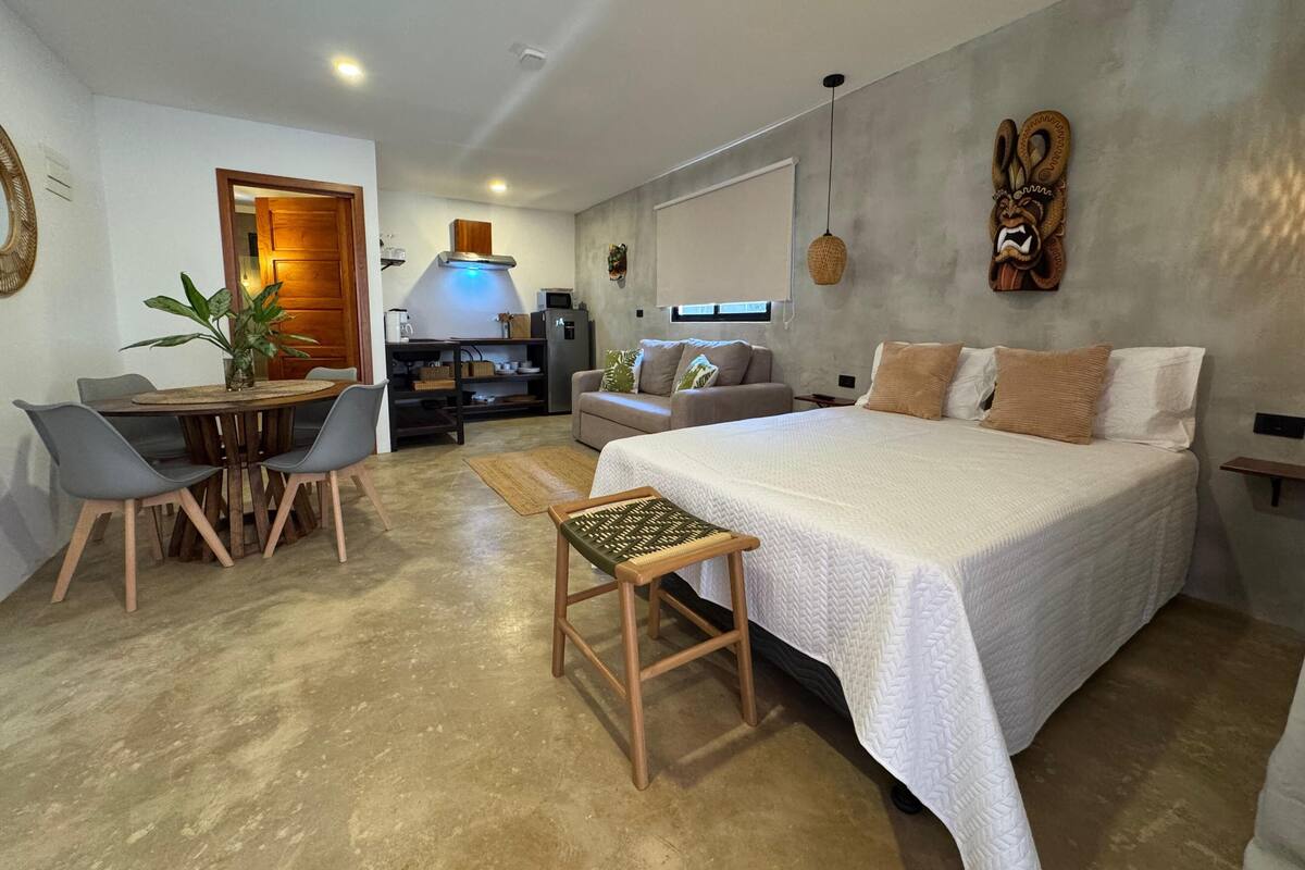 Comfort Apartment | Desk, free WiFi