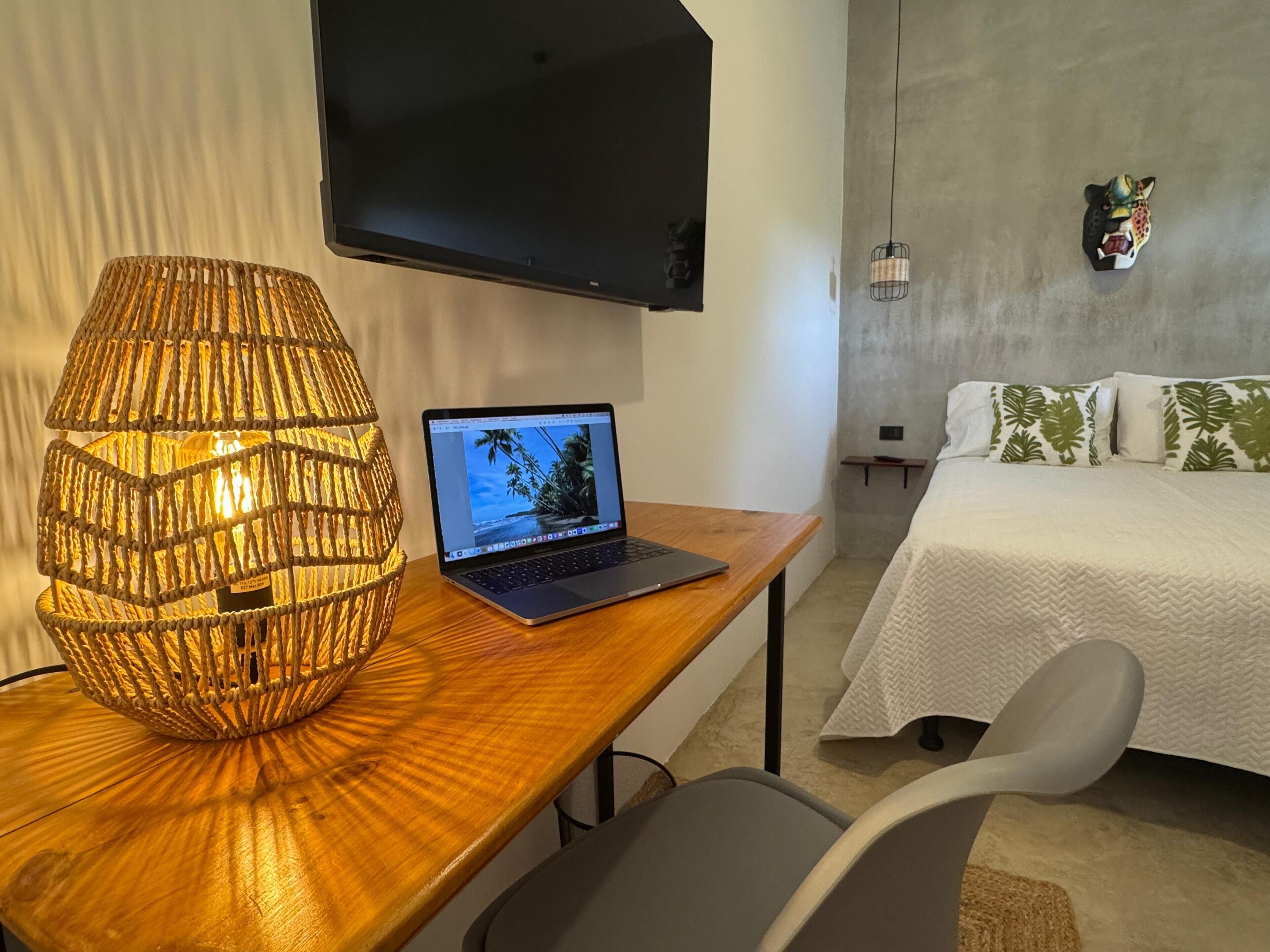 Desk, laptop workspace, free WiFi