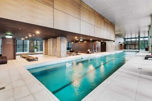 Apartment | Pool | Outdoor pool - Pristine 2-bed Central Apartment With City Views (Melbourne)