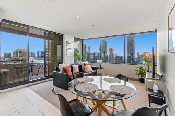 Apartment | Living area - Pristine 2-bed Central Apartment With City Views (Melbourne)