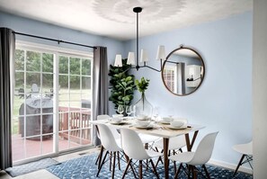 Dining - Spectacular Cottage Perfect for Groups and Water Activities in Luray, Virginia (Luray)