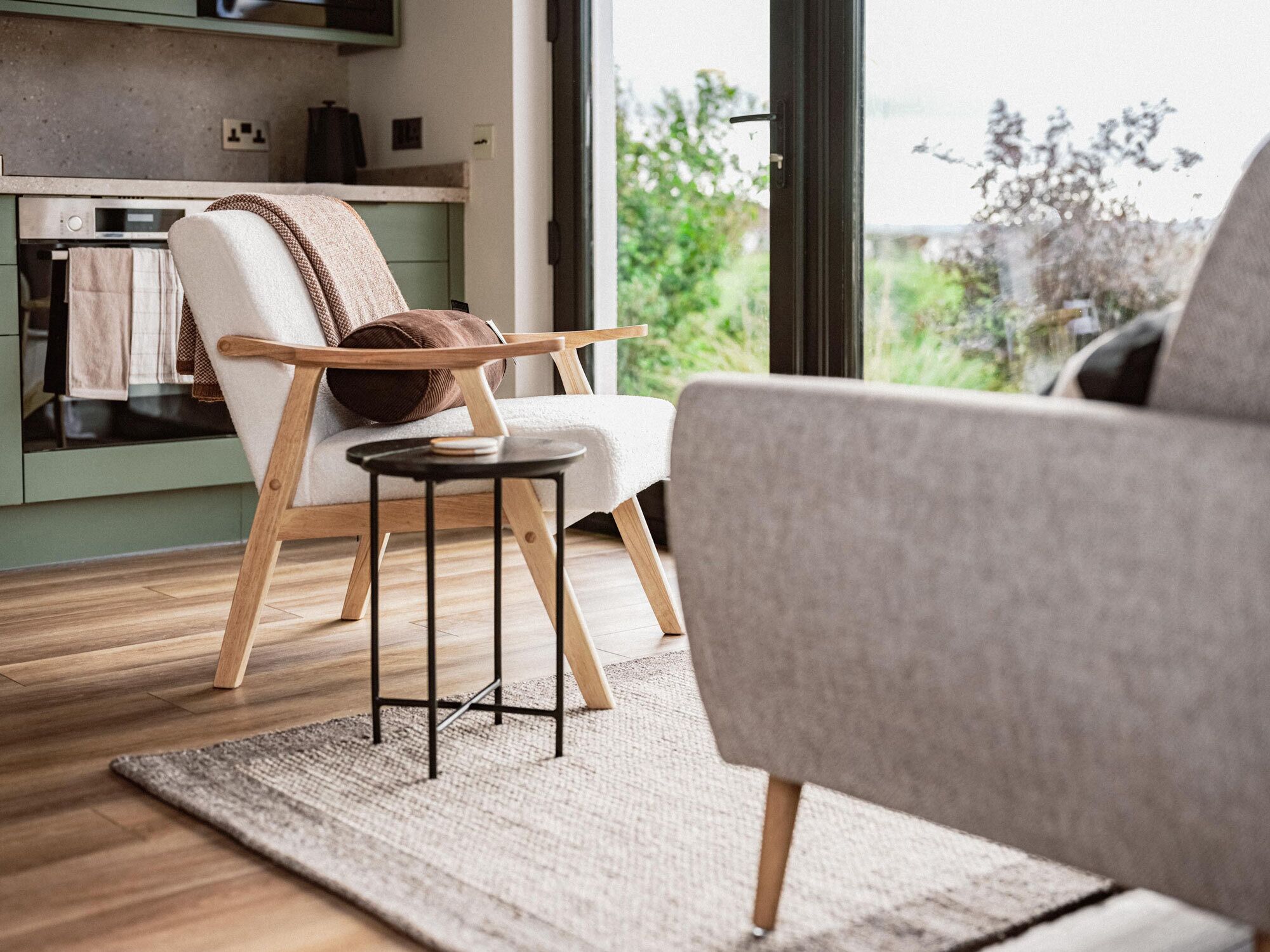 المنشأة من الداخل