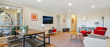 Apartment | Living area