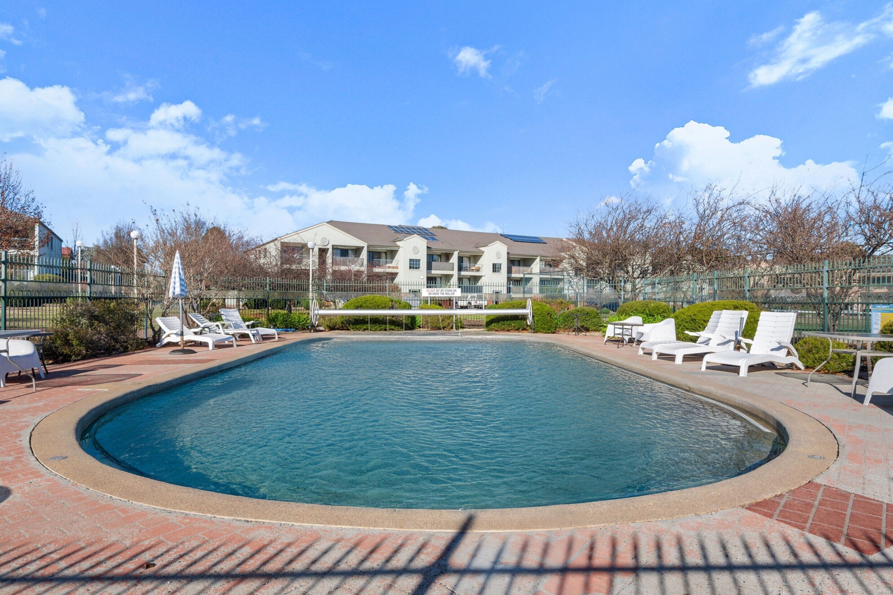 Apartment | Pool | Outdoor pool