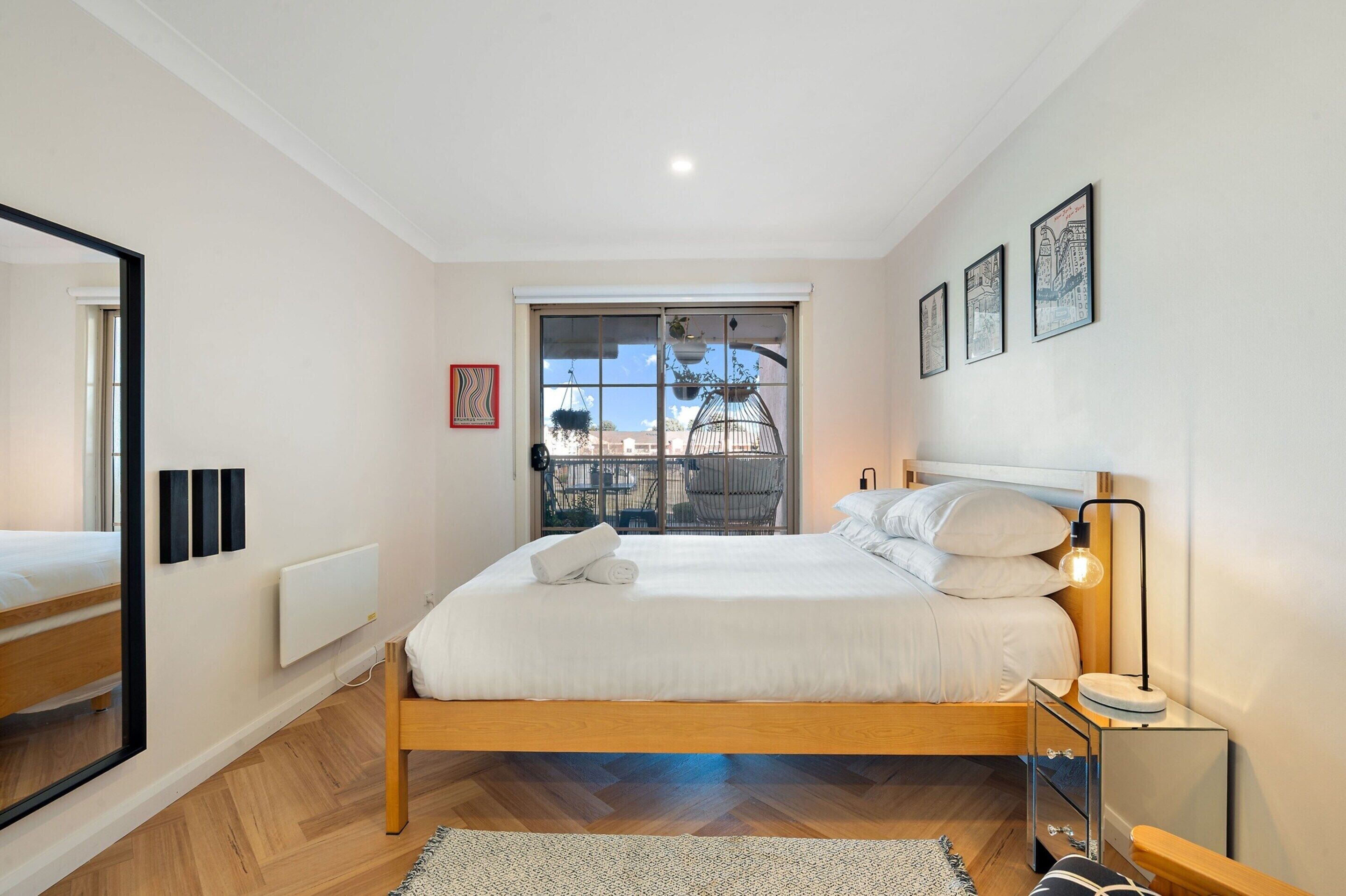 Apartment | 3 bedrooms, laptop workspace, iron/ironing board, bed sheets