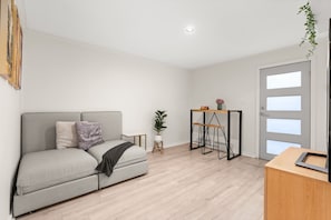 Apartment | Living room