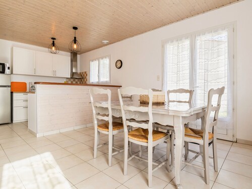 Maison traditionnelle, proche plages, WIFI, jardin