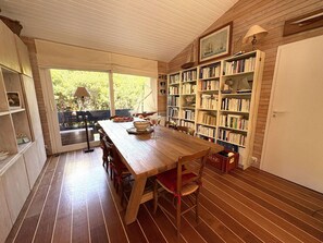 Dining - Charming family villa in Cap Ferret, near beaches, 9 pers (Lège-Cap-Ferret-Le Cap Ferret)