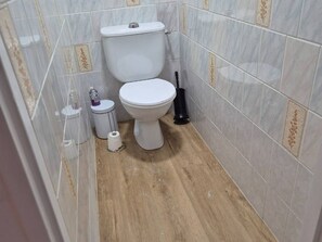Bathroom - T2 Apartment in Cauterets with Mezzanine and Ski Locker (Cauterets)