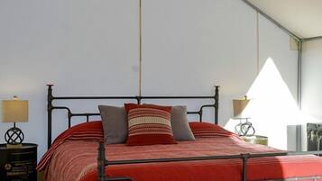 1 habitación, escritorio, wifi y ropa de cama