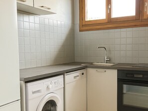 Jääkaappi, astianpesukone