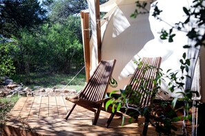 Terrace/patio - Wonderful Bell Tent Rental in Spicewood, Texas, for Intimate Getaways with your Special Someone (Spicewood)