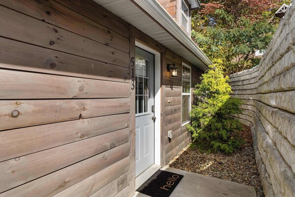 تفاصيل الفندق من الخارج