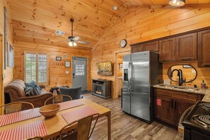 Téléviseur, foyer, bureau