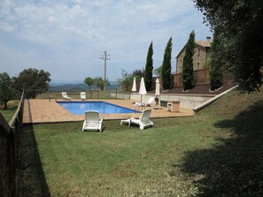 Außenpool (je nach Saison geöffnet)