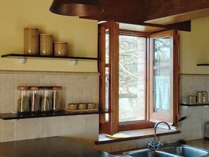 LÀgenhet Comfort - terrass | Eget kök | Barnstol