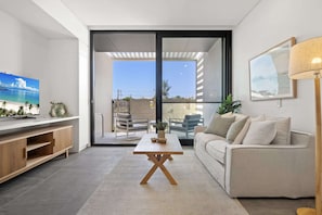Apartment | Living area - Chic Ground-floor Studio Near Local Cafes (Perth)