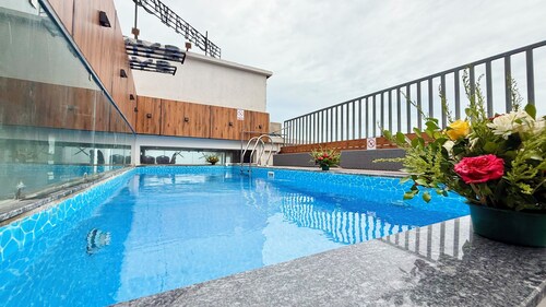 Hotel La Bella - near Sea Beach