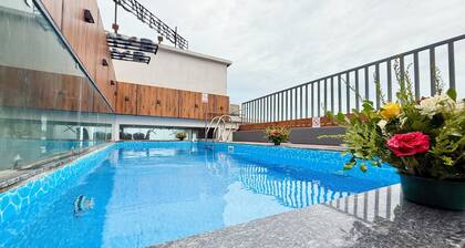 Hotel La Bella - near Sea Beach