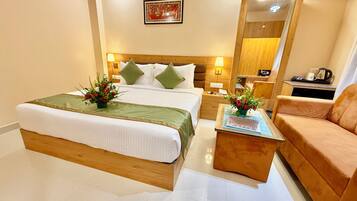 Premium bedding, desk, laptop workspace, free WiFi