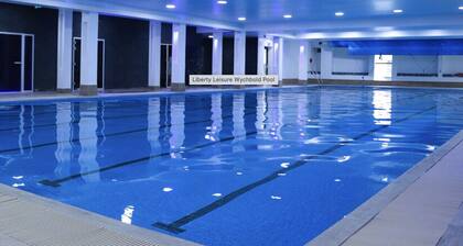 *New* | No1 Saxon Way | Gym | Pool & Spa