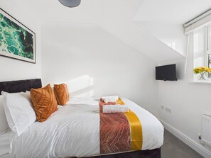 4 habitaciones, escritorio y wifi 