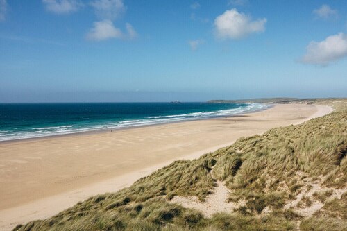 New Modern Beach House| sleeps 6
