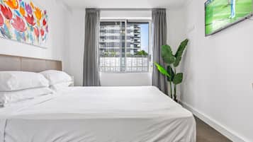 House | 1 bedroom, laptop workspace, bed sheets