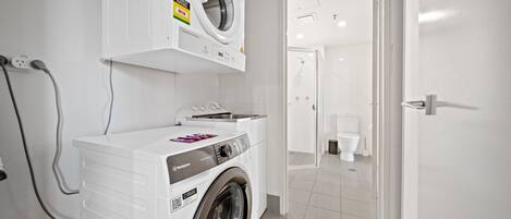 Apartment | Bathroom | Hair dryer, towels, soap, shampoo