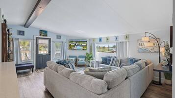 Smart TV, books, offices