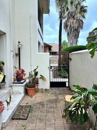 Apartment, 1 Bedroom, Accessible, Smoking | Exterior