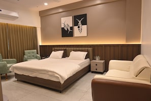 Suíte superior | Wi-Fi de cortesia, roupa de cama