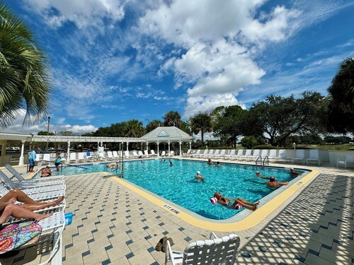 3/2 in The Village of Santo Domingo