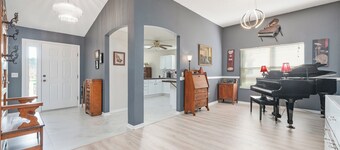 Rhythm and Blues - 3/2 w/ Golf Cart