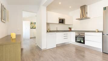 Frigorífic, microones, forn i rentaplats