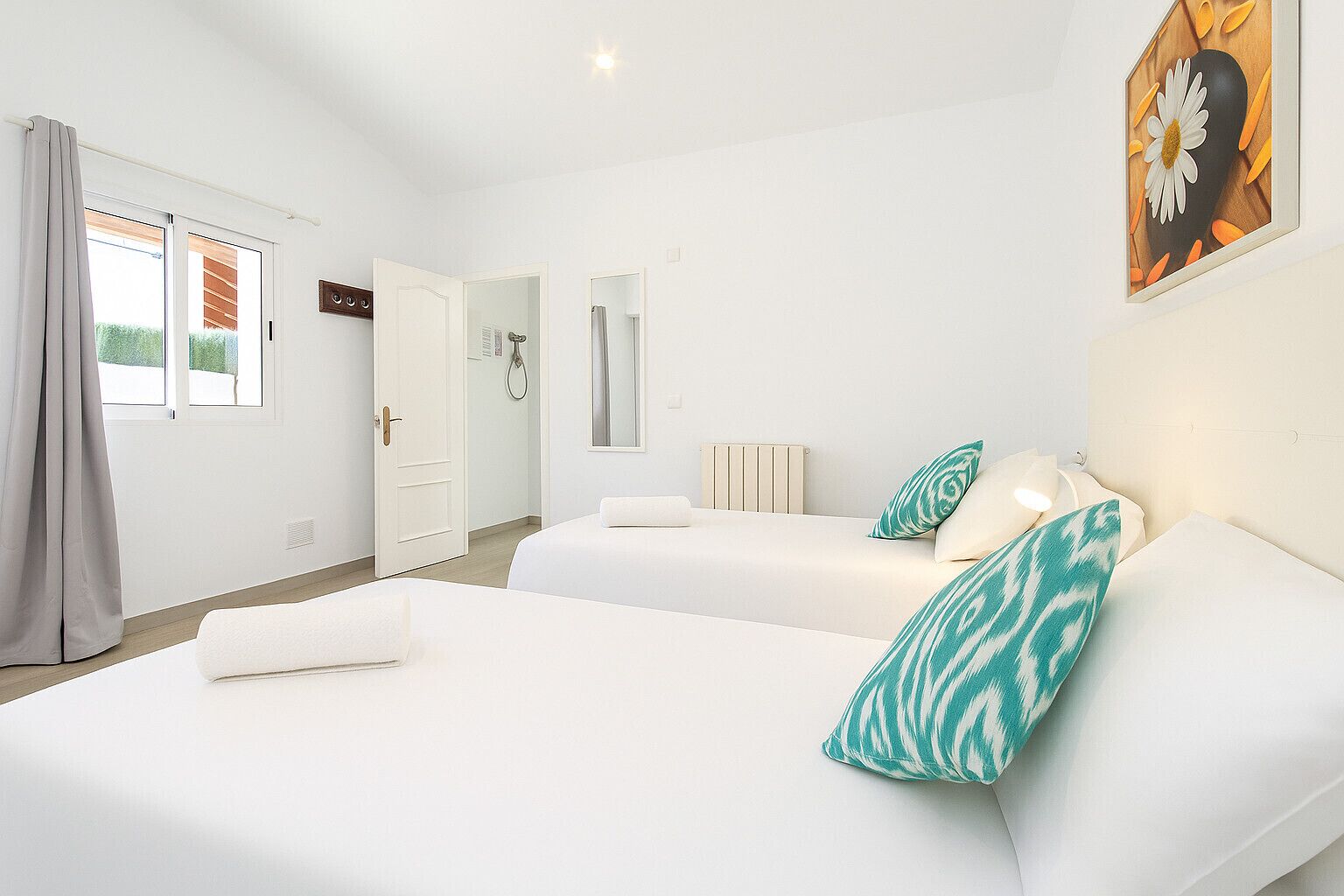 4 Schlafzimmer, Bügeleisen/Bügelbrett, kostenloses WLAN, Bettwäsche