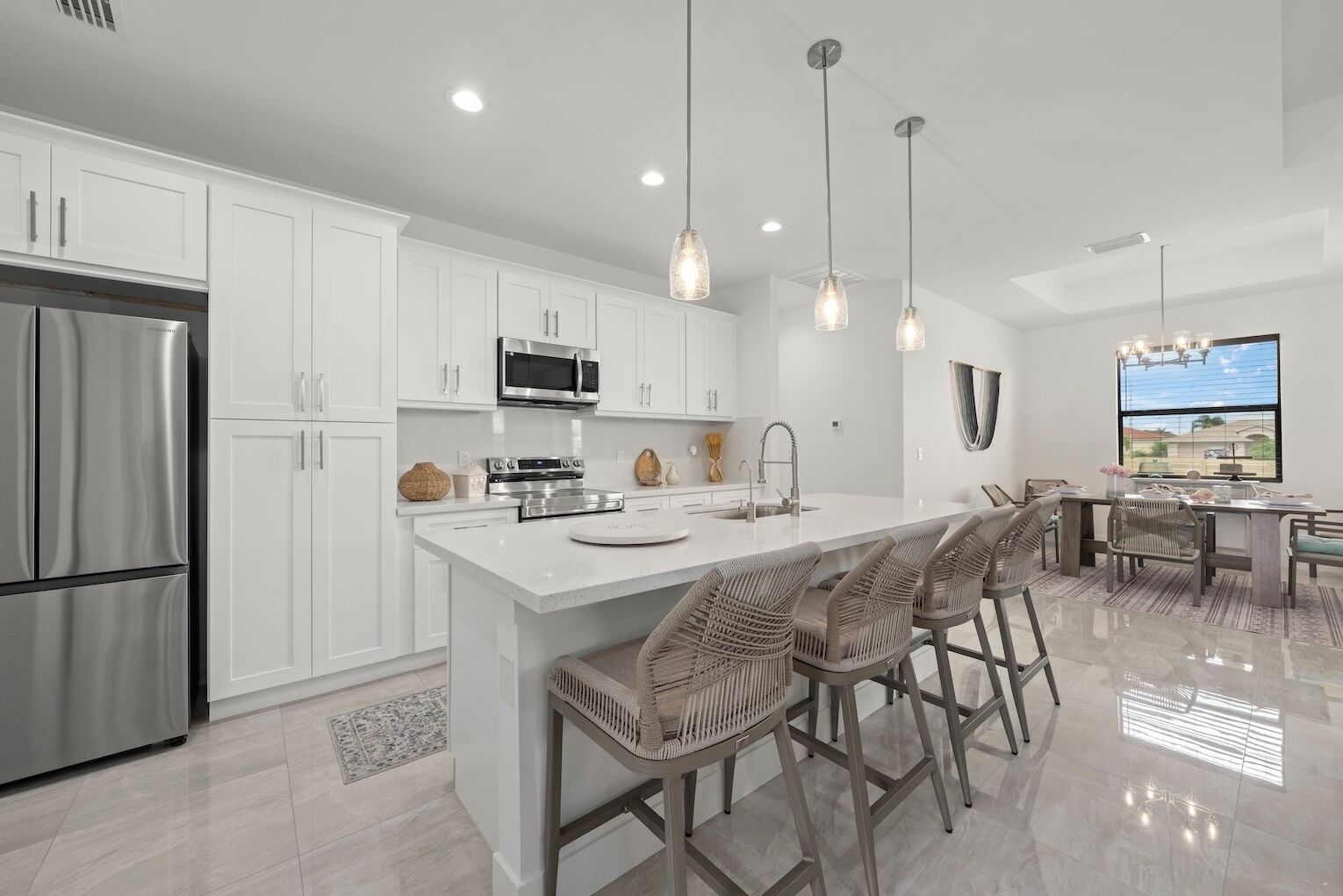 Mikrowelle, Ofen, Herdplatte, Geschirrspüler