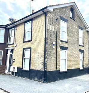 Exterior - Corner Stone House Apartment 2 (Great Yarmouth)