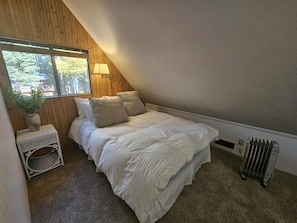 4 bedrooms, free WiFi, bed sheets