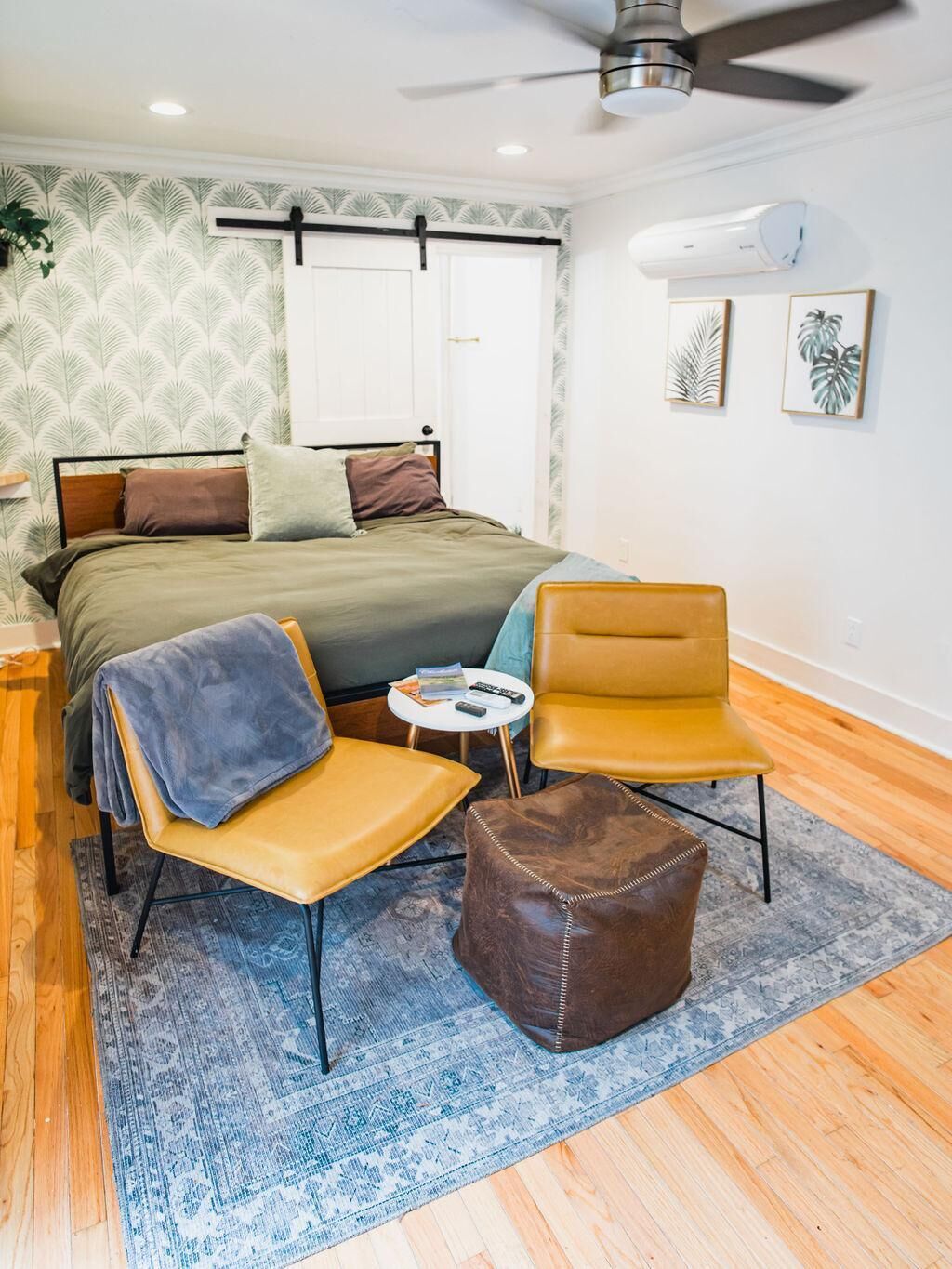 1 bedroom, iron/ironing board, internet, bed sheets