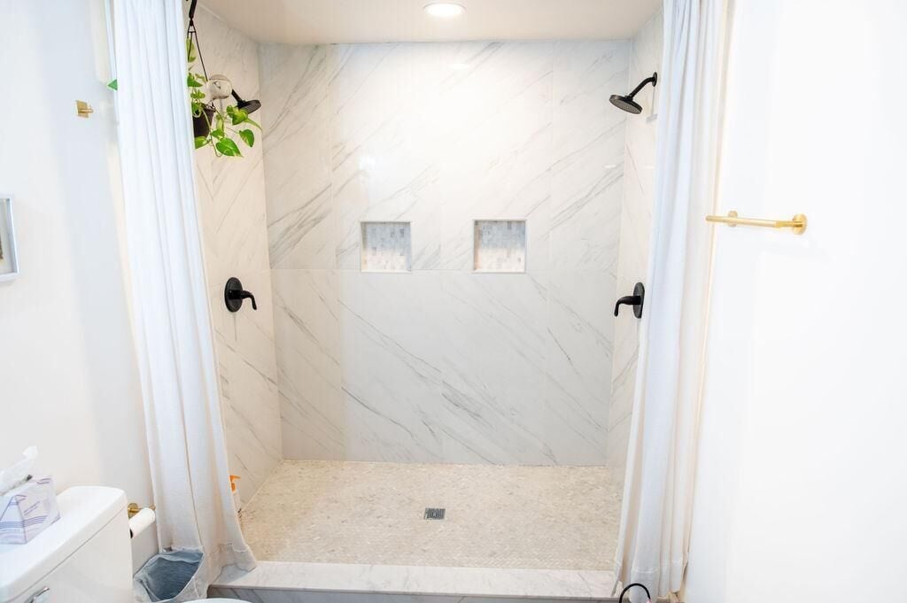 Een douche, een haardroger