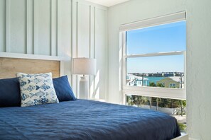 Strykejern/-brett, internettilgang og sengetøy