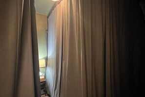 Room - Quesada Homestay (San Francisco)