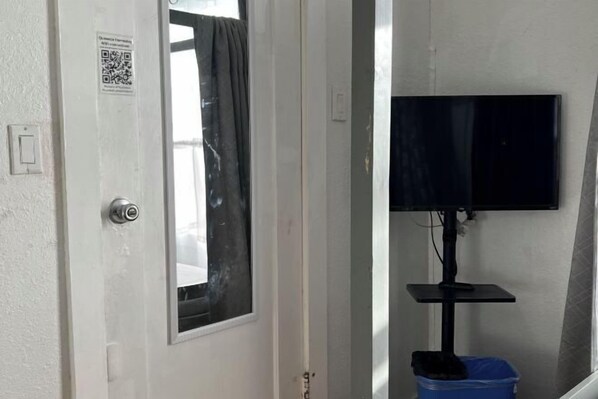 Room - Quesada Homestay (San Francisco)