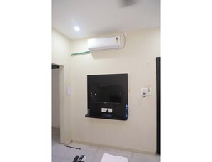 基础双人房, 阳台, 城市景观 | 免费 WiFi、床单