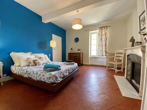 1 dormitorio, wifi, ropa de cama