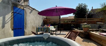 Room 'Chambre 1 - La Note Bleue' with Shared Terrace and Wi-Fi