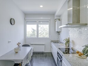 Microwave, oven, stovetop