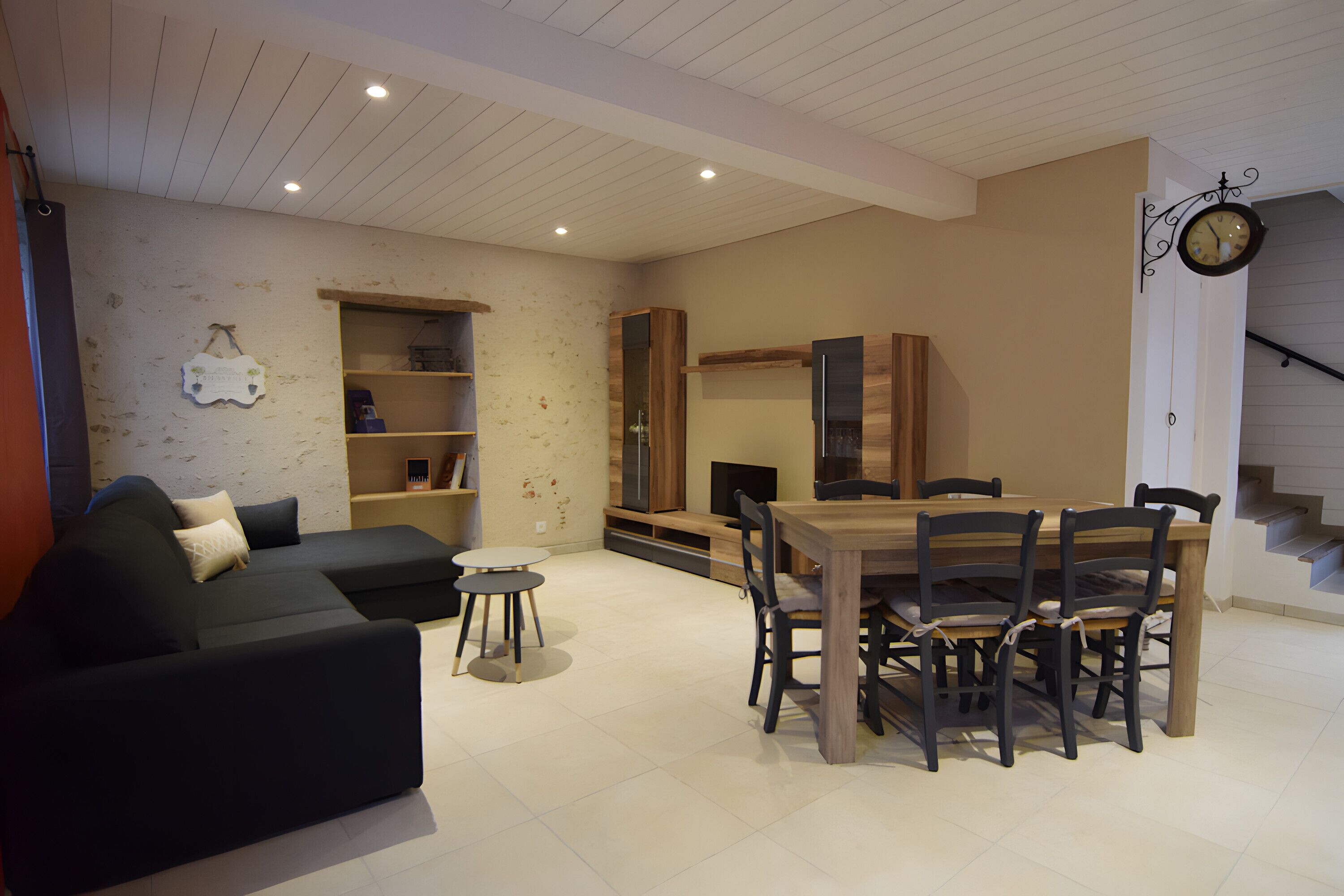 TV, DVD player, table tennis, stereo